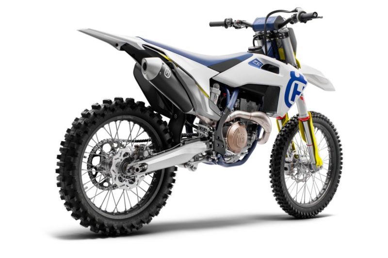 58850_FC 350 2020