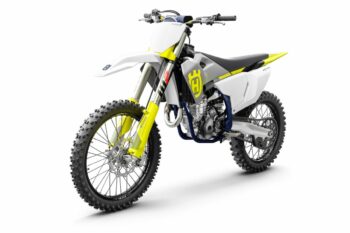 127979_FC 350 2024